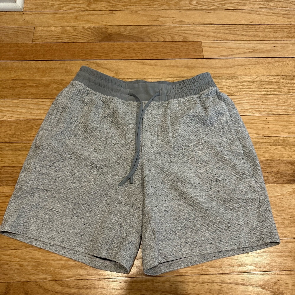 Lululemon Athletica Gray Athletic Shorts with Elastic Waistband